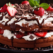 Bolo de Morango com Chantilly e Chocolate: Um Delicioso Deleite