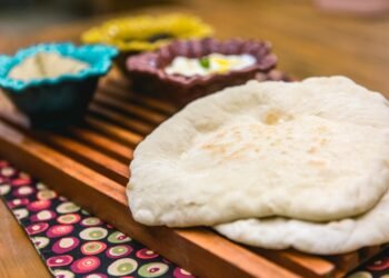 Leve, prático e delicioso: aprenda a fazer o pão árabe de baixa caloria