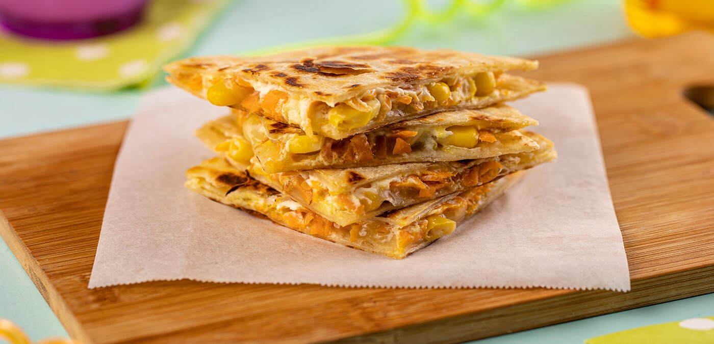 Snack Saudável de Milho: Aprenda a Preparar na Airfryer 2 quesadilla de milho e queijo