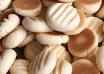 Como fazer biscoito amanteigado da vovó que é tradição no Natal