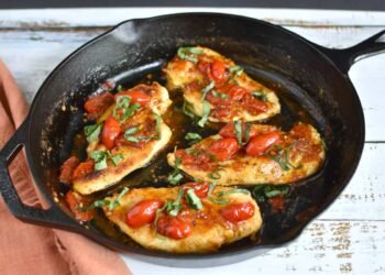 Receita simples de peito de frango na frigideira que derrete na boca