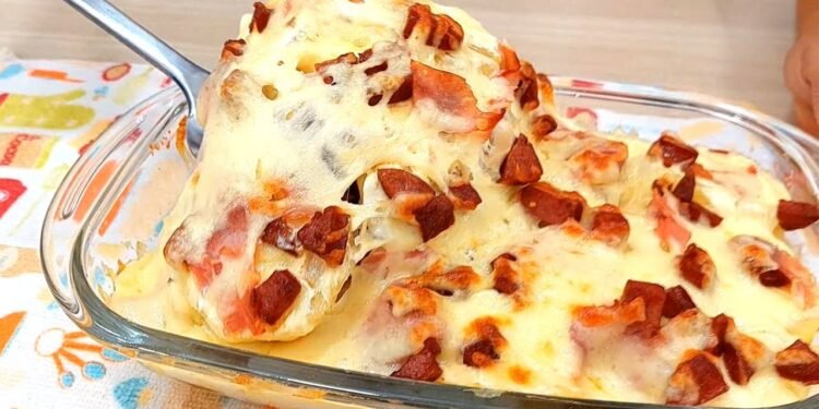 Planeje a semana com 5 receitas de forno simples e saborosos 2 Frango ao forno com ervas e legumes